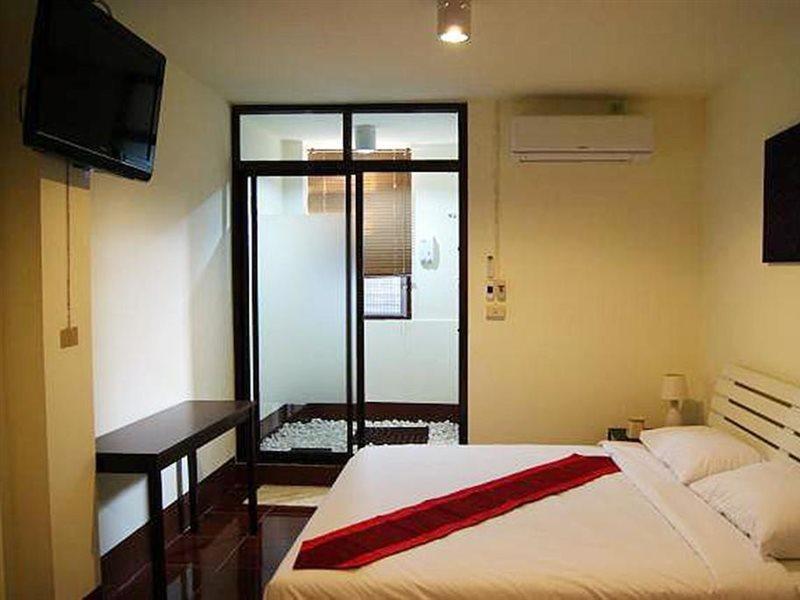 ทรี เรสซิเดนซ์ Motel เชียงใหม่ ภายนอก รูปภาพ