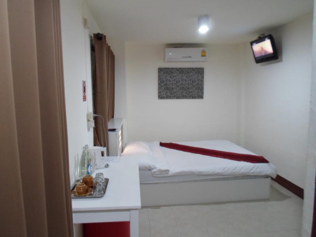 ทรี เรสซิเดนซ์ Motel เชียงใหม่ ภายนอก รูปภาพ
